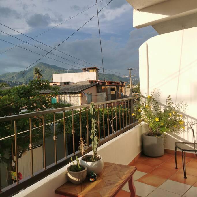 1 Bedroom Apt With Ac , Tv , Wi-Fi Near Dt And Beach Zihuatanejo Extérieur photo