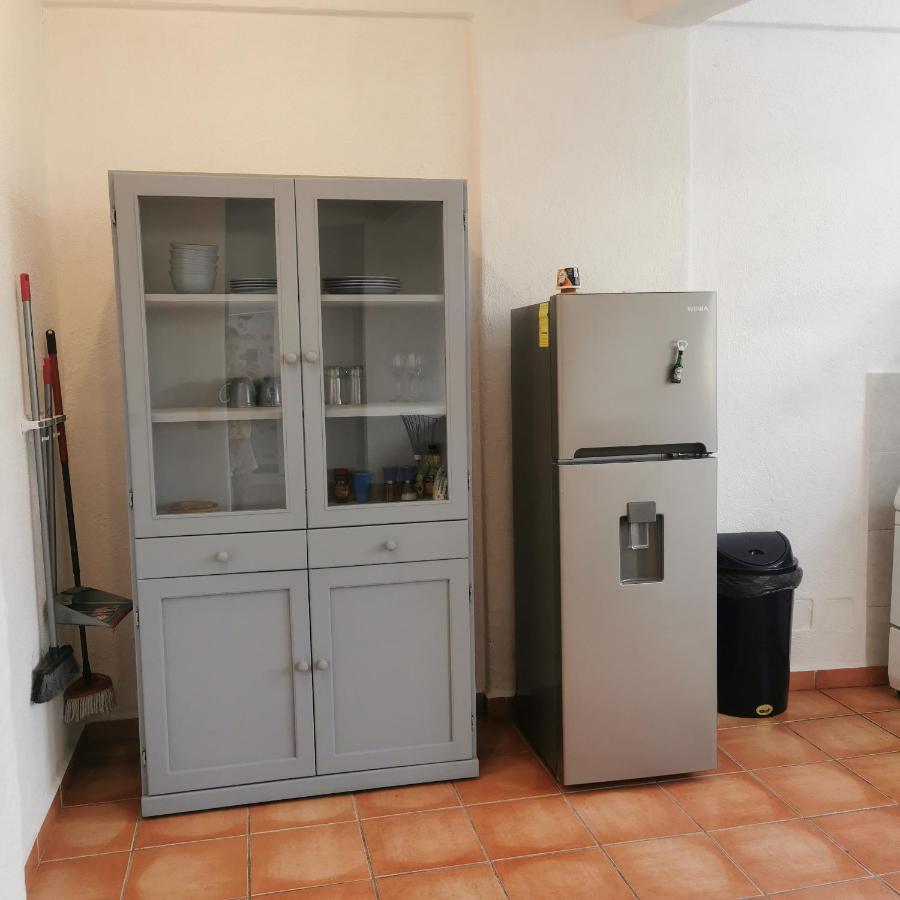 1 Bedroom Apt With Ac , Tv , Wi-Fi Near Dt And Beach Zihuatanejo Extérieur photo