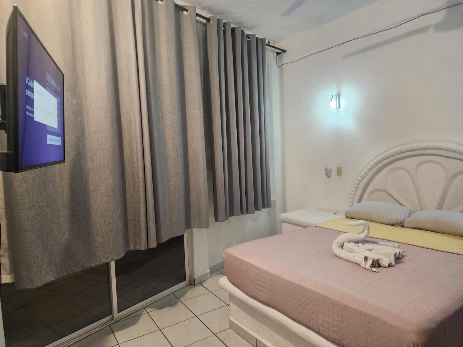 1 Bedroom Apt With Ac , Tv , Wi-Fi Near Dt And Beach Zihuatanejo Extérieur photo